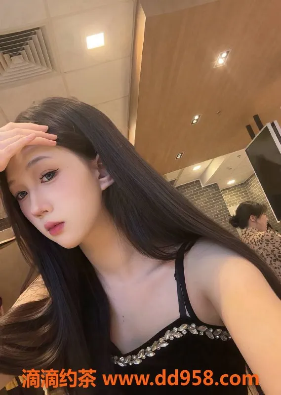 广州楼凤资源信息,广州天河嫩妹安安，700元可享舌吻与六九服务