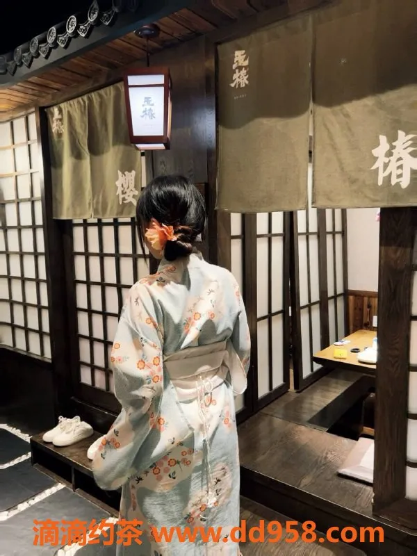 深圳楼凤-福田妙妙，162cm 90斤，1000元起，嫩妹服务