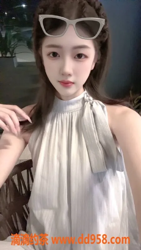 深圳楼凤-深圳罗湖嫩妹可儿，900元超值服务