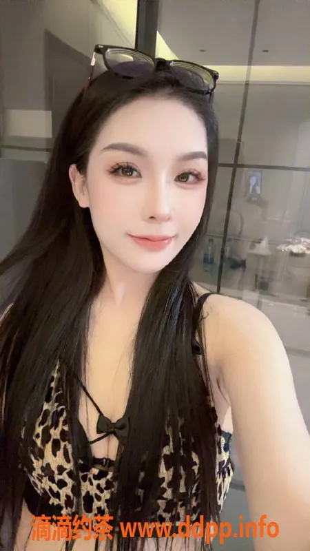 深圳楼凤-福田御姐欣妍，1288p，满足你的69式需求！