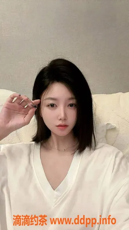 深圳楼凤-福田乔乔，21岁，身高163cm，价位1100P起