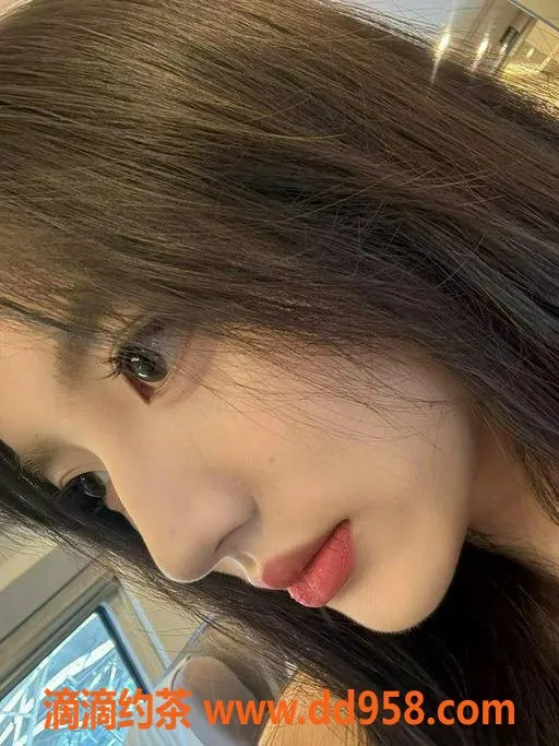 深圳楼凤-福田小9，茶费2k-3K，等你来体验！