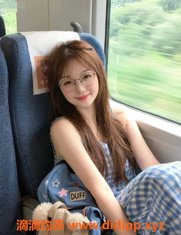 深圳楼凤-南山嫩妹柚子，900元超值服务推荐！