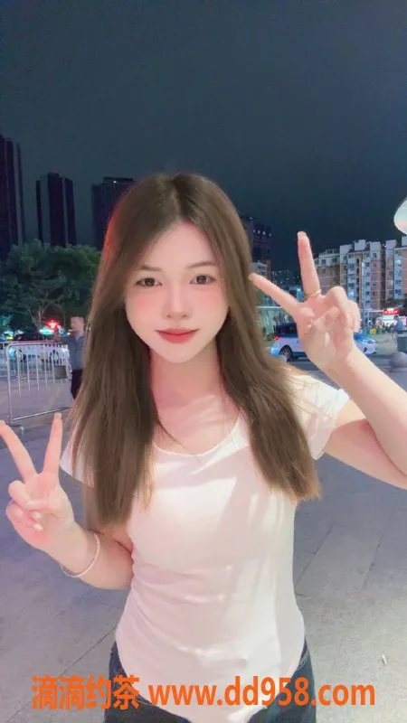 深圳楼凤资源信息,福田嫩妹希蕊，800元享鸳鸯浴服务