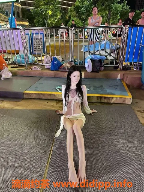 深圳楼凤-妍欣 - 龙华嫩妹，800p起，服务多样