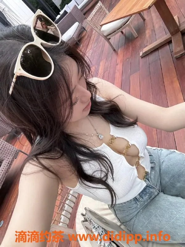 深圳楼凤-南山小奶兔，1388超值服务体验