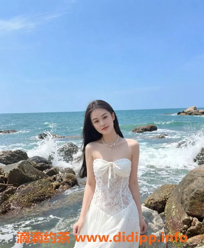 深圳楼凤-龙岗小乔，800元让你体验御姐魅力