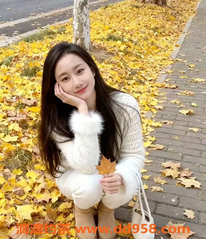 中山楼凤-东区莎莎，600元超值服务，颜值8分！