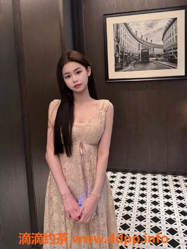 深圳楼凤资源信息,龙华小玉，18岁，165B，小巧玲珑，只需800P