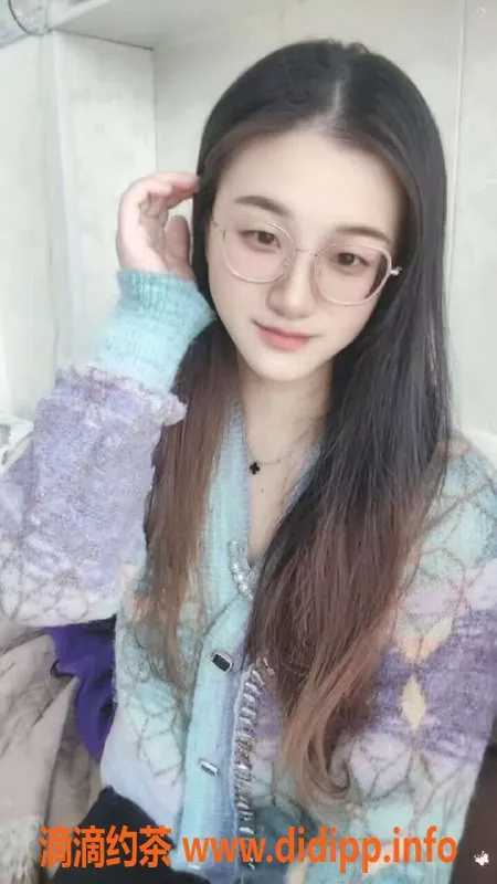 广州上门服务-天河闷骚眼镜妹叶子，160cm 50kg 价格合理