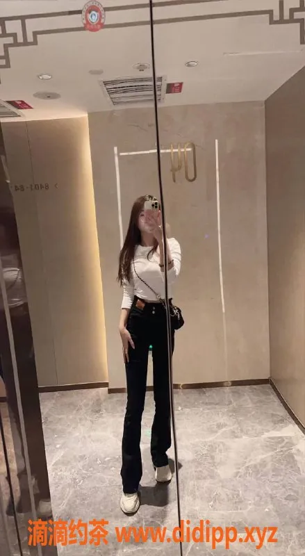 深圳楼凤资源信息,宝安可欣20岁163cm 46kg 900元服务推荐