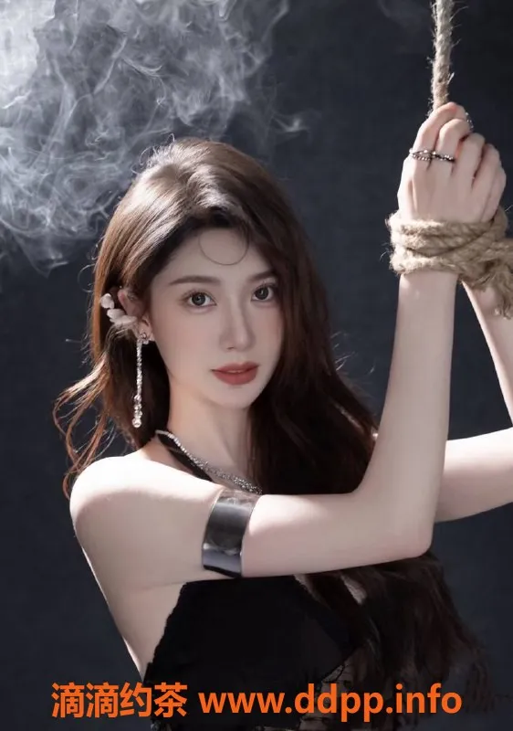 深圳楼凤-龙华贝贝，166cm，100斤，1300元起服务