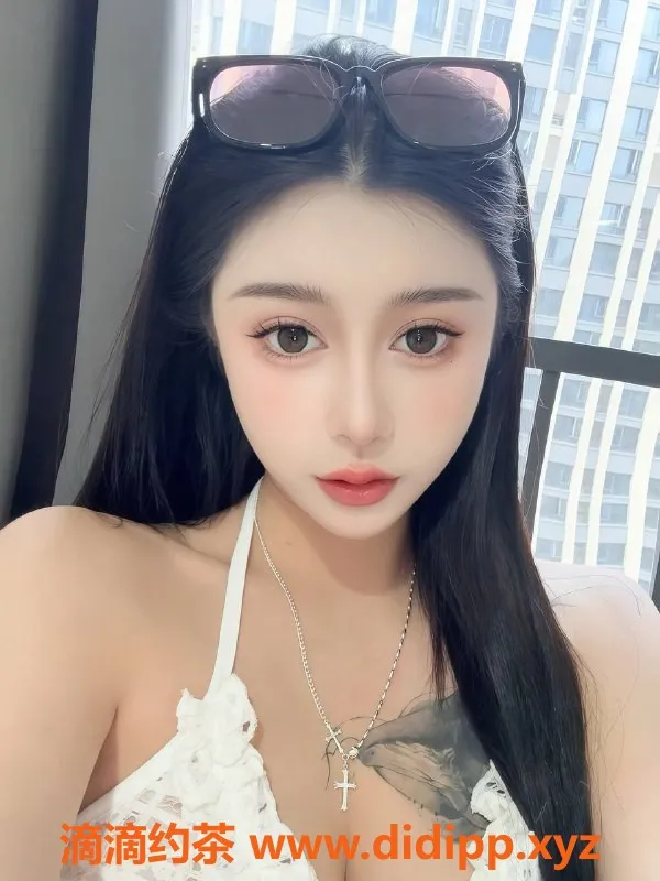 深圳楼凤-福田语夏，22岁长腿妹子，1200起价