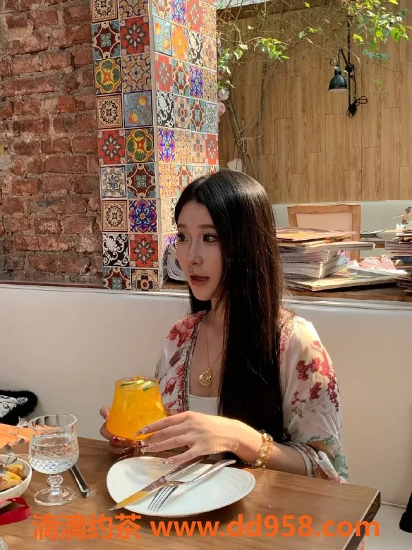 深圳楼凤-南山CC，1500元体验魅力服务