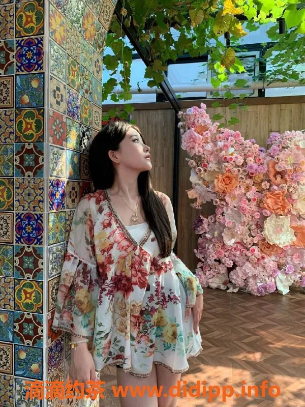 深圳楼凤-南山CC，1500元体验魅力服务