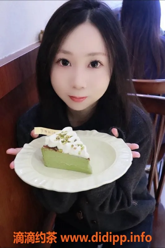 深圳楼凤资源信息,龙华嫩妹小迷妹，800水费，69式服务等你体验