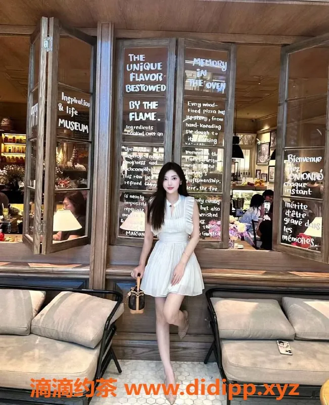 深圳楼凤-福田甜甜蜜蜜，1400元体验超值服务