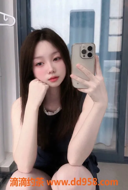 深圳楼凤资源信息,福田冷白皮嫩妹米娜，168cm 48kg，800P起