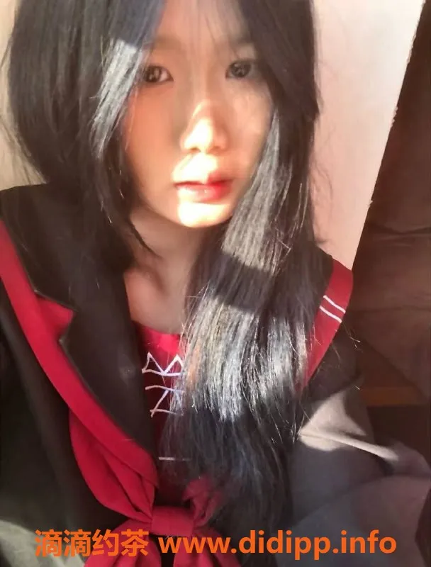 深圳楼凤-深圳坂田嫩妹鱼鱼u，900元上门服务