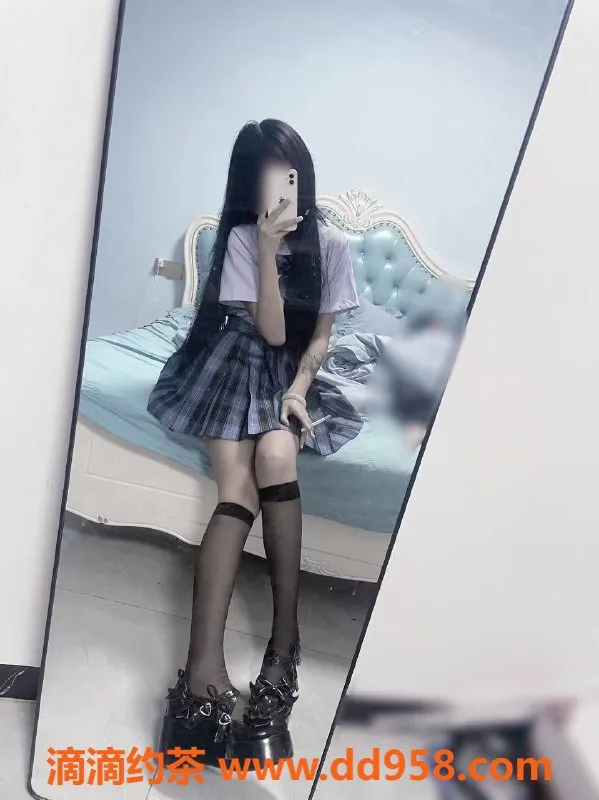 深圳楼凤-深圳坂田嫩妹鱼鱼u，900元上门服务