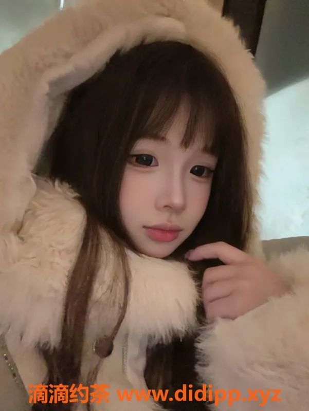 深圳楼凤-龙华嫩妹可可，69式双飞899p等你来体验