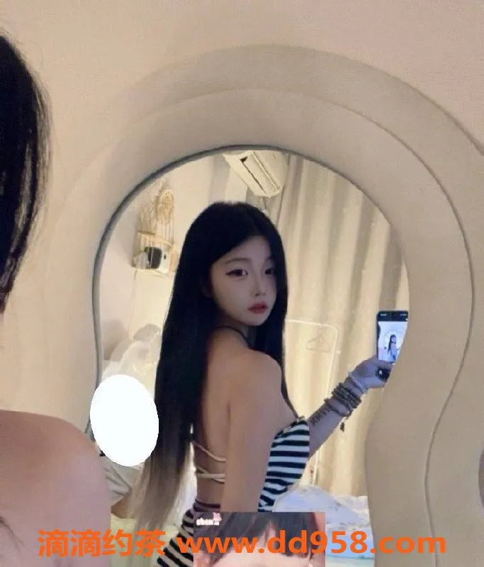 深圳楼凤-宝安小鱼，800起，专享共浴与舌吻服务