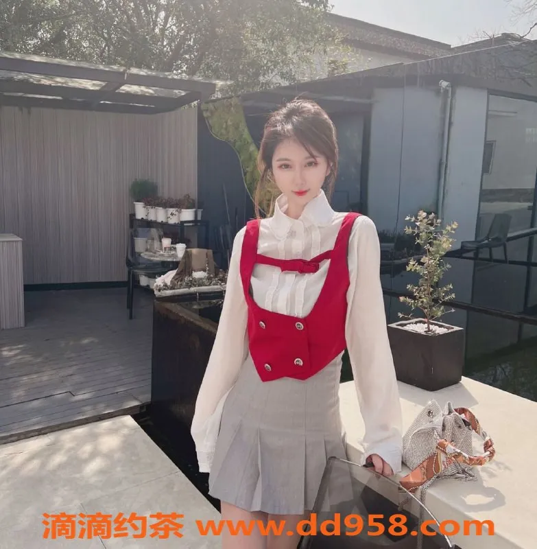 深圳楼凤-小琳，身材火辣，等你来约！