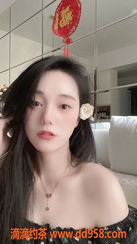 深圳楼凤-福田双双，甜美身材，服务贴心