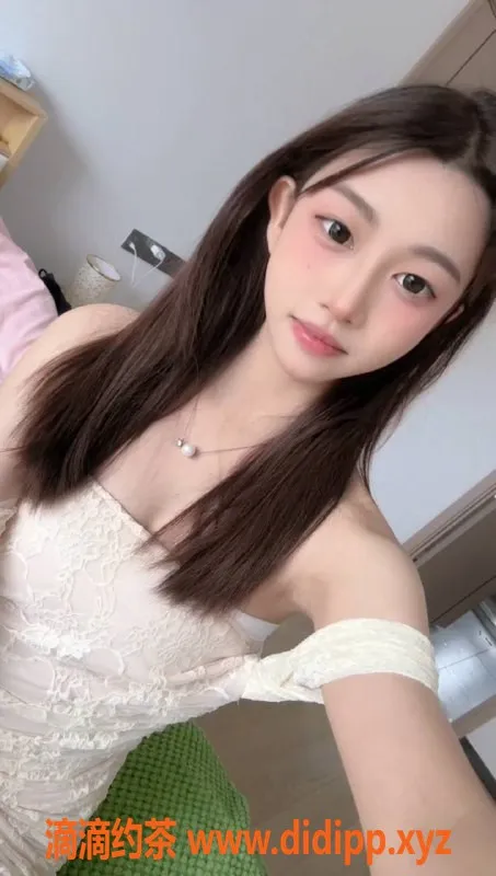 深圳楼凤-福田小七，18岁161b，42kg嫩妹服务，700P起