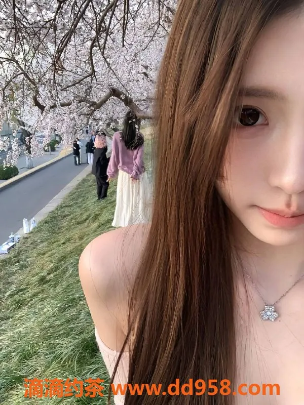 深圳楼凤-南山嫩妹墨妮，1400元体验，视频已验证✅