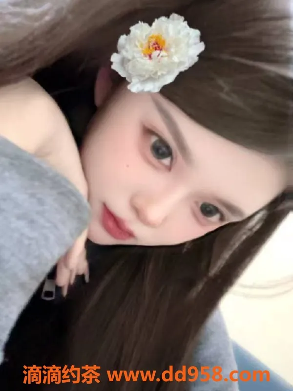 广州楼凤-天河小妮，御姐长腿，500元服务体验