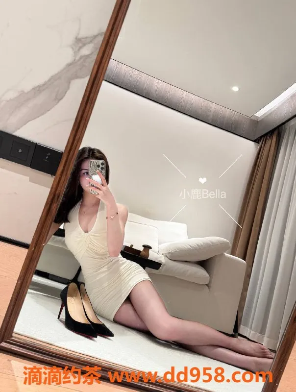 深圳楼凤-南山御姐Bella，25岁167cm，性感49kg，1500元起
