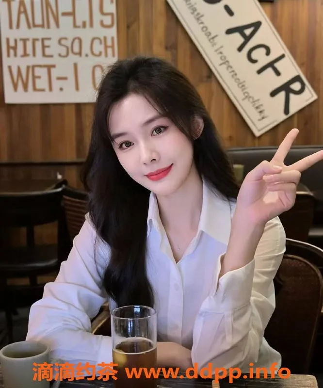 深圳楼凤资源信息,福田嫩妹月月，988元享鸳鸯浴服务