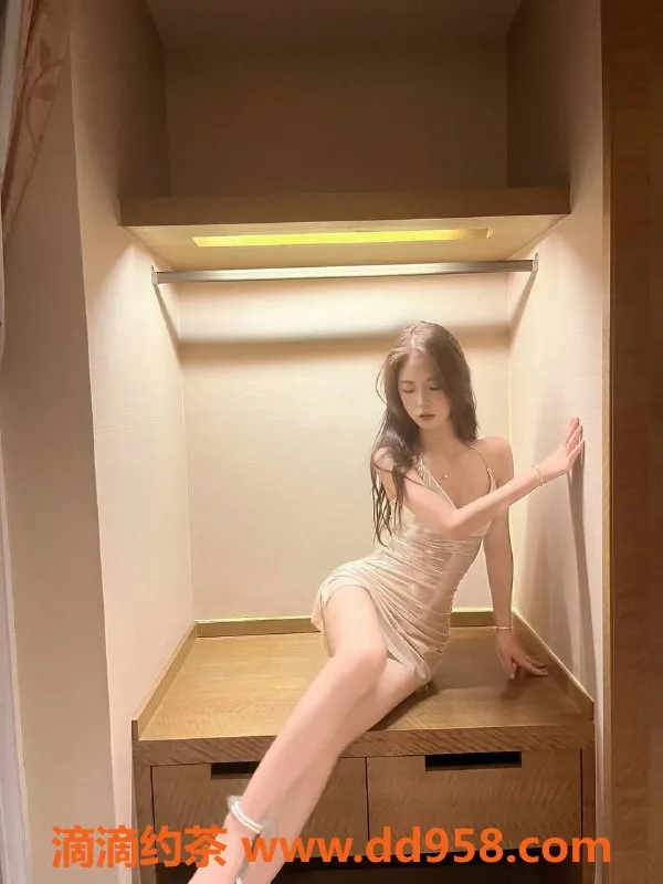 深圳楼凤-福田泡芙，1400元单次，2800元双人