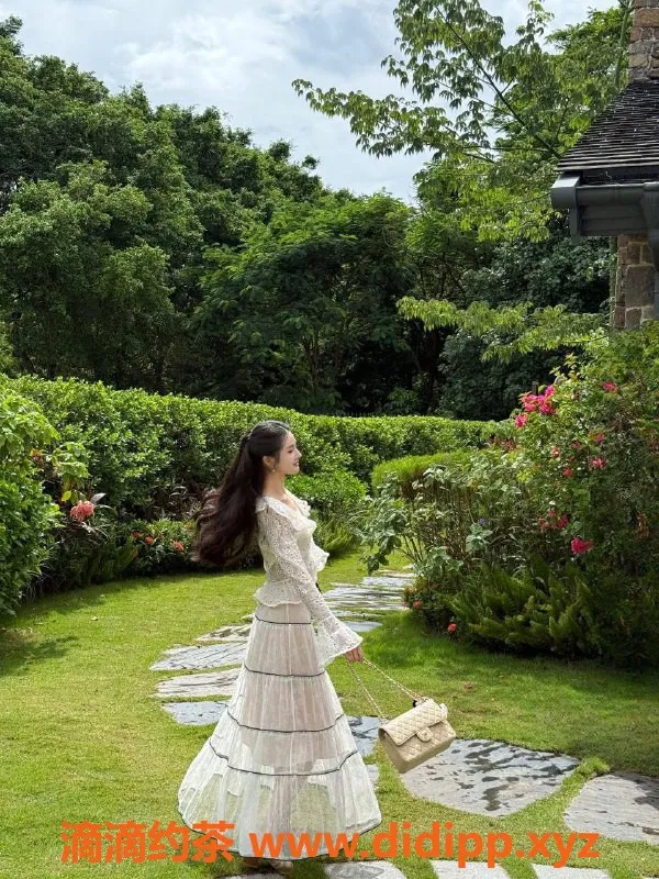 深圳楼凤资源信息,福田亦霏，1100元起，视频验证！