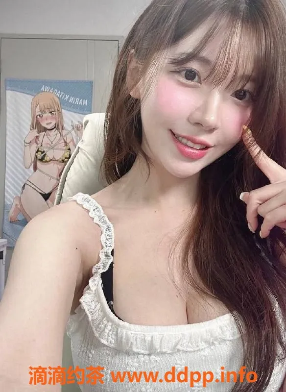 广州楼凤-天河区小乔，800-1500元，鸳鸯浴服务