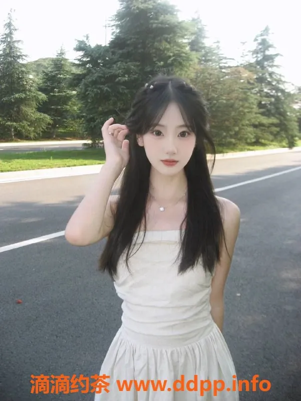 深圳楼凤资源信息,福田晓晓，18岁嫩妹，165c，45kg服务体验