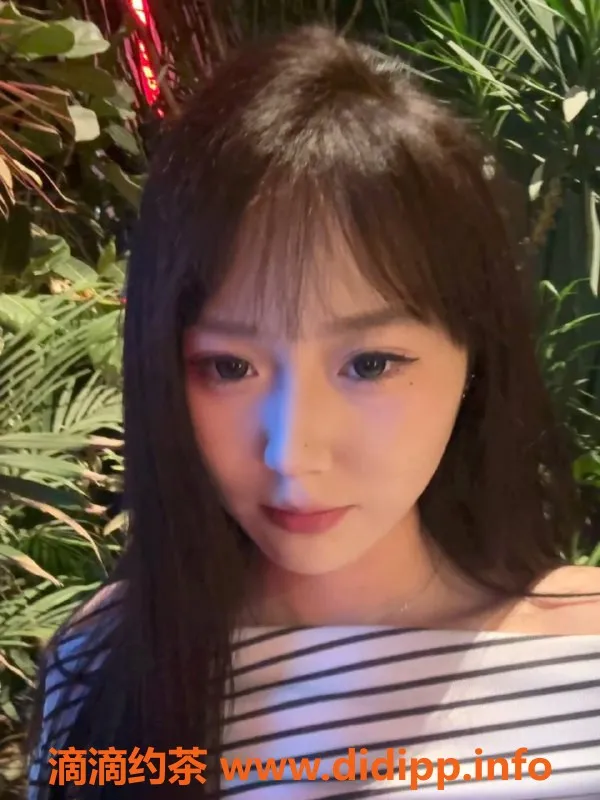 扬州楼凤资源信息,泰州海陵酥酥 美女身材优雅，气质出众