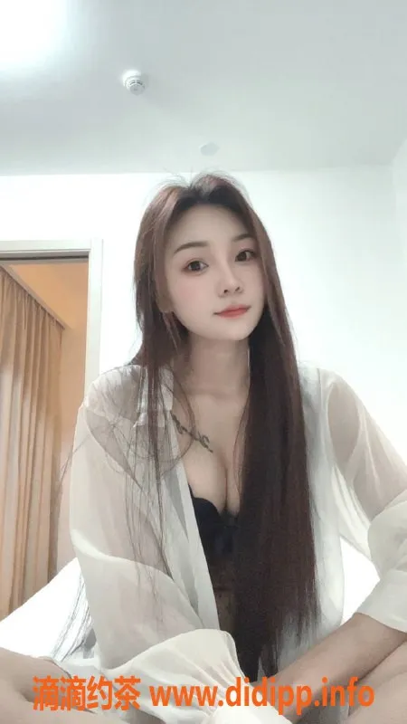 深圳楼凤-宝安琳琳，688元共浴情趣服务