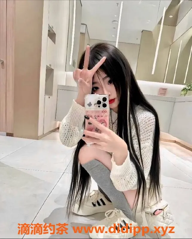 深圳楼凤-宝安小艺，1000元单人服务，身材超赞！