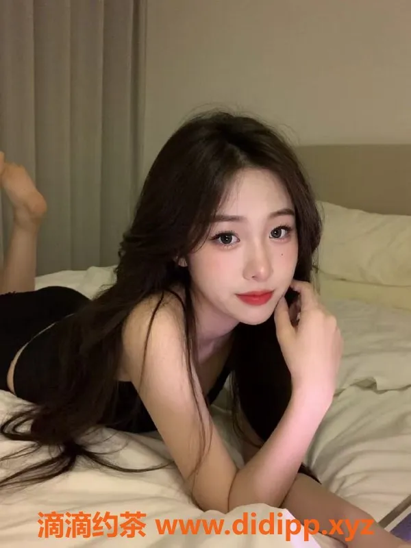 广州楼凤-越秀可乐嫩妹 700p水费 舌吻69服务