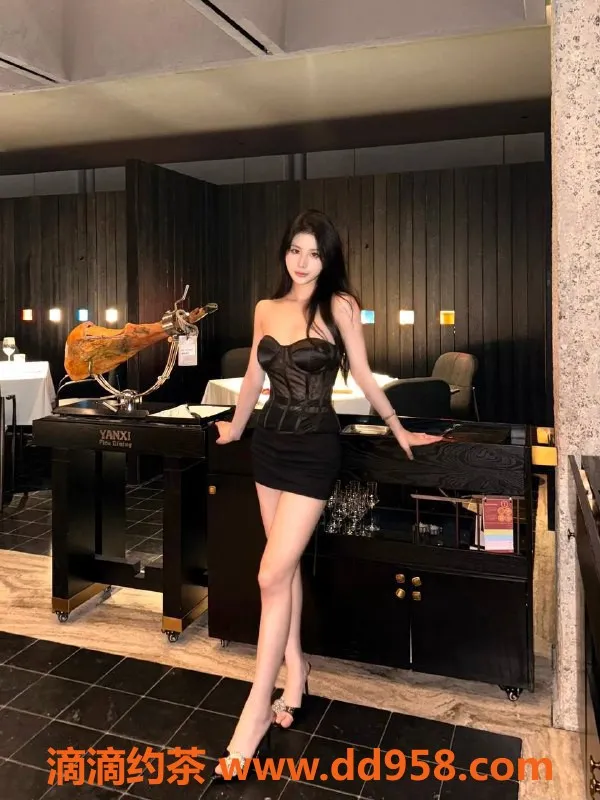 深圳楼凤-深圳南山嫩妹蹄蹄，1300元开房服务