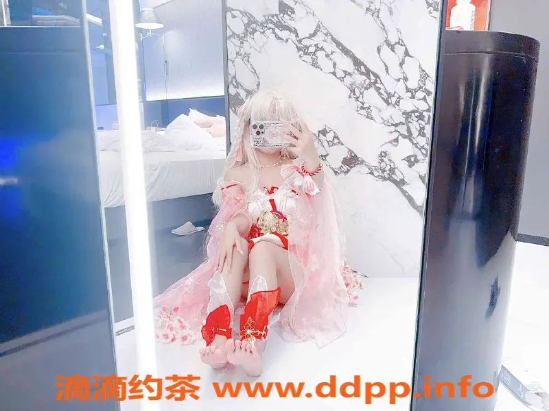 深圳楼凤资源信息,南山萝莉蛇宝，价格900元，服务多样等你来体验！