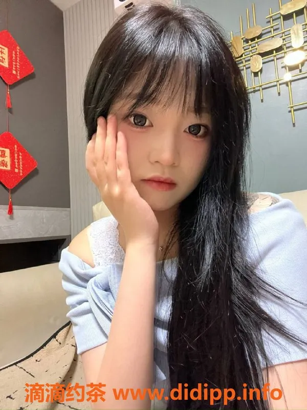 广州楼凤资源信息,天河区嫩妹小纯，19岁166cm，C罩杯价600p