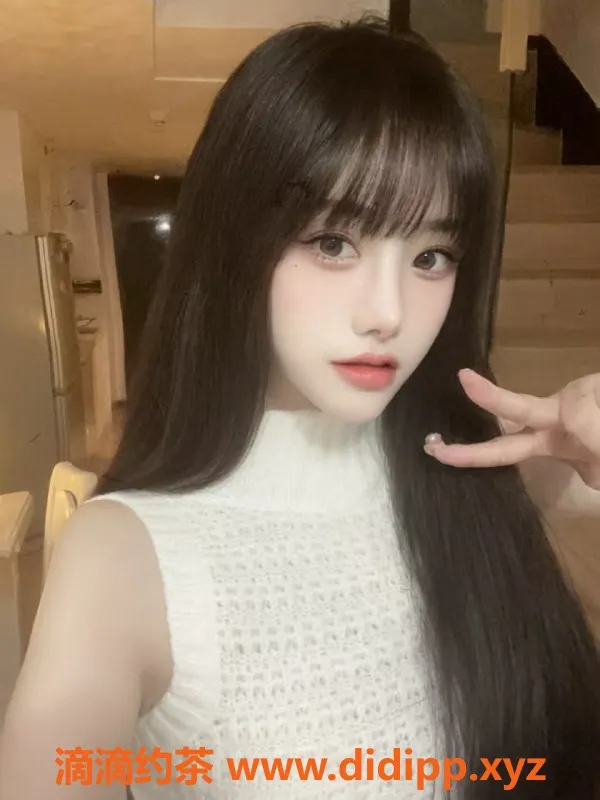 惠州楼凤-大亚湾蓉儿，白皮美女，160cm，90斤，25岁