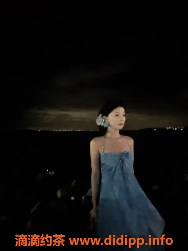 广州楼凤-天河御姐小琳，800p起，69p服务等你体验