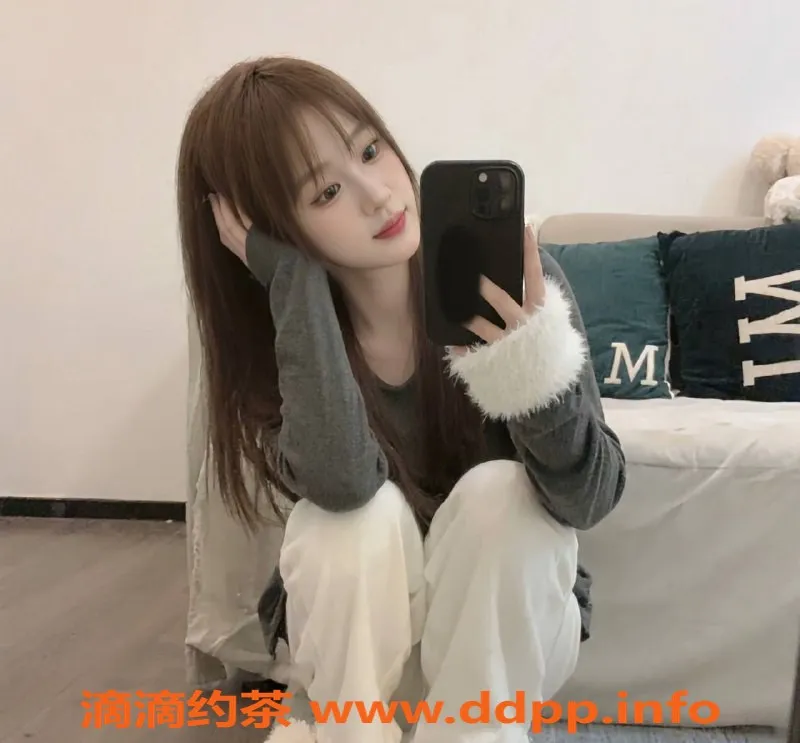 深圳楼凤-龙岗嫩妹依依，800元享鸳鸯浴服务！