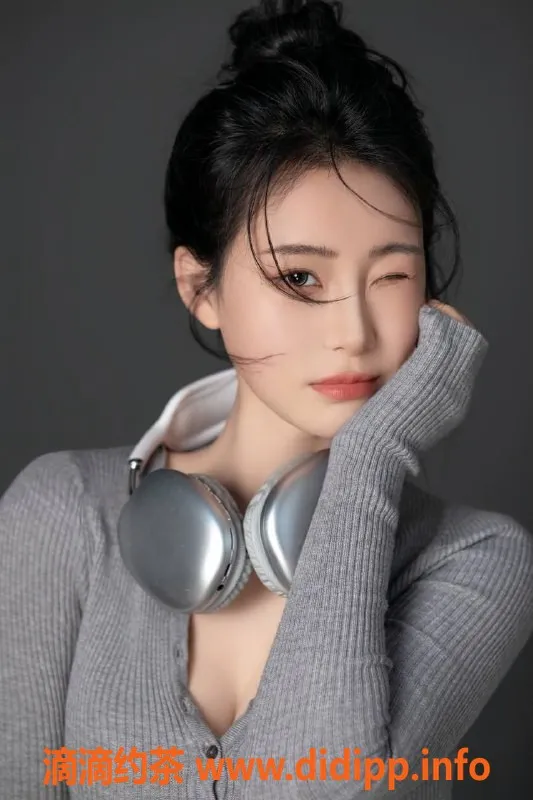 深圳楼凤-福田鹿小溪 1200元/次 贴心服务体验