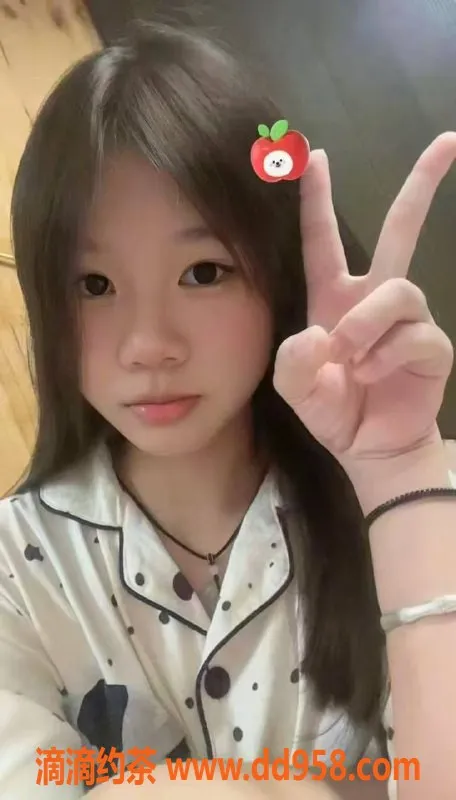 中山楼凤-古镇美女，400快餐，700无套，完美体验