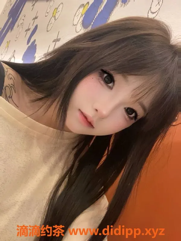 惠州楼凤-惠城小糖，身高16岁，体重43，陪浴服务推荐